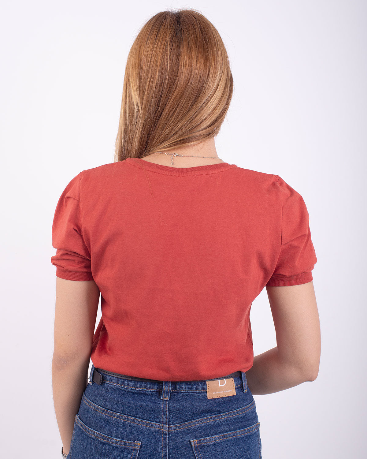 Camiseta terracota manga bombacha estampada
