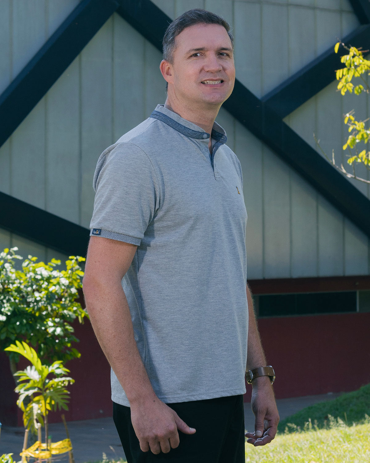 Neru Men's Gray Polo