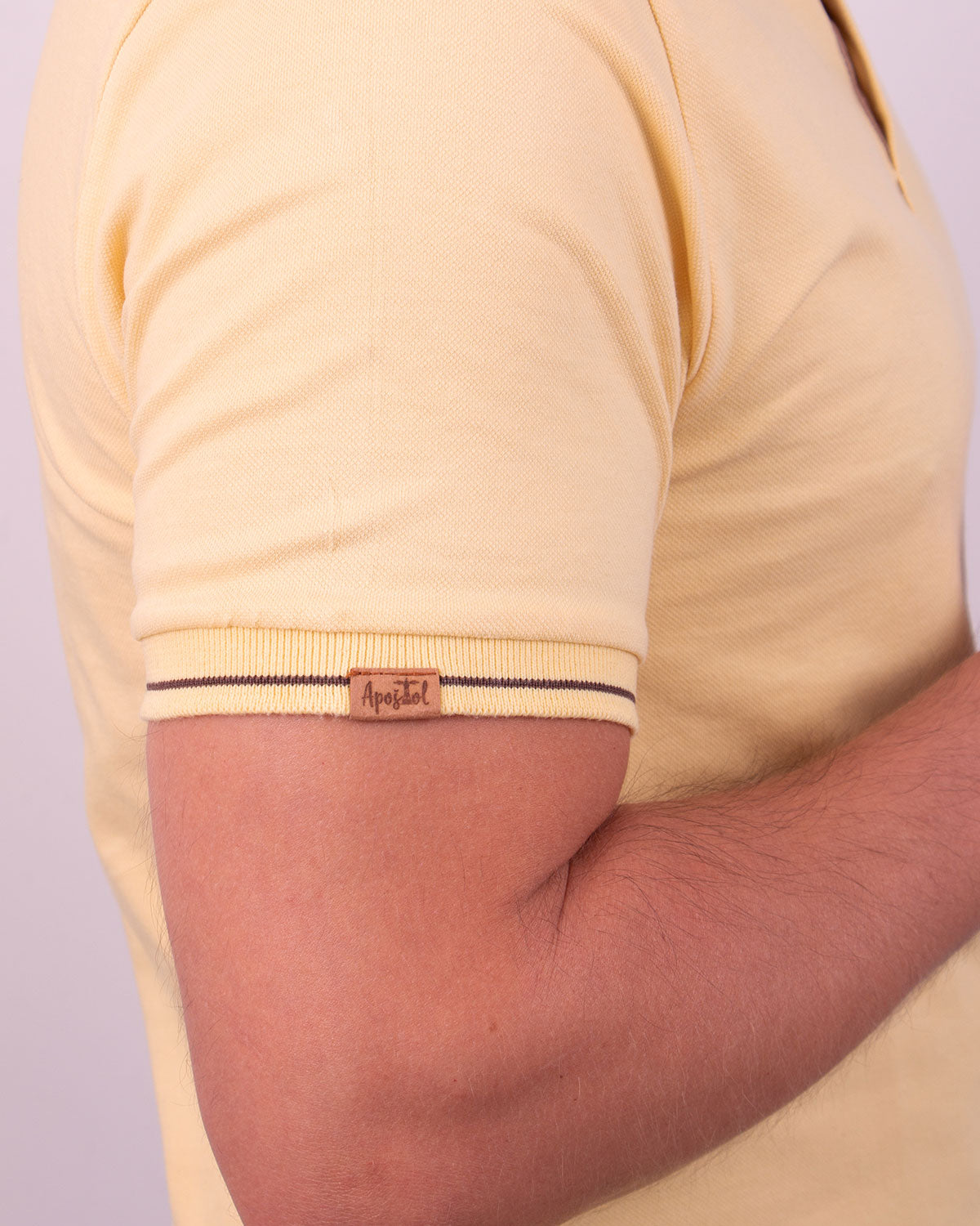 Polo Amarilla Nerú / Regular Fit